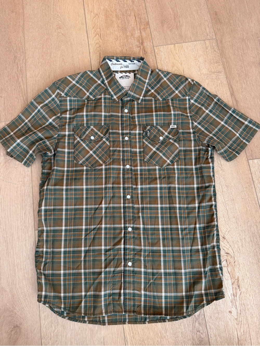 Vans Men's Green/Brown Plaid Short Sleeve Button-Up Shirt